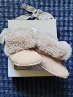 Baby Faux-Fur Trim Booties -size 1.5(3.8") Blush Pink NIB